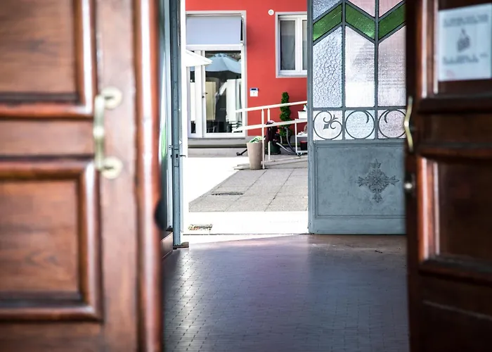 Guest House Turin Metro Young